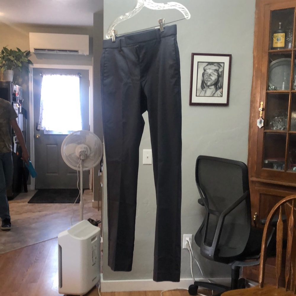 APT.9 dress pant gray. Regular fit